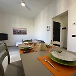 Casa Redona - Nuovo Elegante Loft Free Wifi 4 Pax *