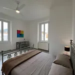 Apartamento Casa Redona - Nuovo Elegante Loft Free Wifi 4 Pax *