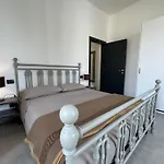 Casa Redona - Nuovo Elegante Loft Free Wifi 4 Pax