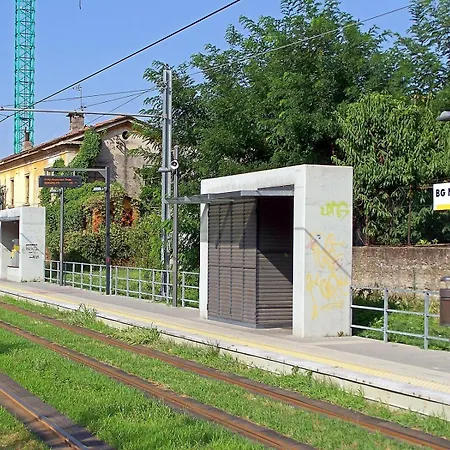 Daire Casa Redona - Nuovo Elegante Loft Free Wifi 4 Pax