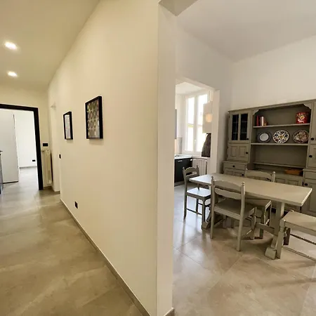 Daire Casa Redona - Nuovo Elegante Loft Free Wifi 4 Pax