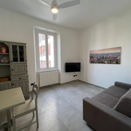 アパート Casa Redona - Nuovo Elegante Loft Free Wifi 4 Pax *