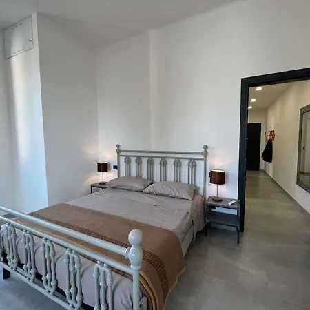 Casa Redona - Nuovo Elegante Loft Free Wifi 4 Pax アパート ベルガモ