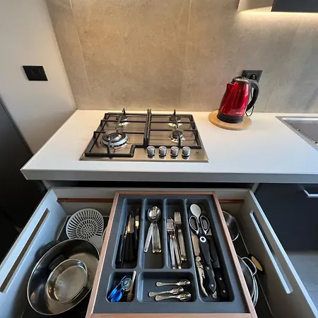 アパート Casa Redona - Nuovo Elegante Loft Free Wifi 4 Pax *