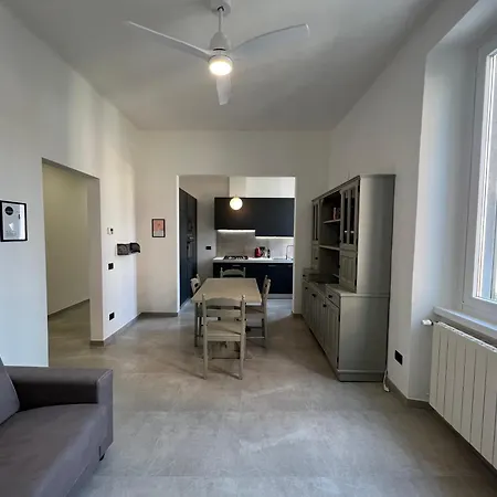 Daire Casa Redona - Nuovo Elegante Loft Free Wifi 4 Pax Bergamo