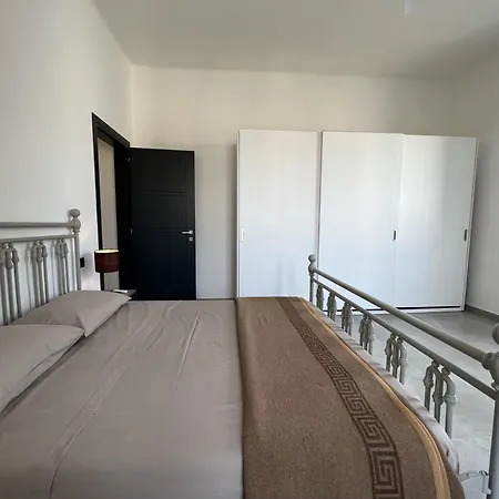 Daire Casa Redona - Nuovo Elegante Loft Free Wifi 4 Pax *