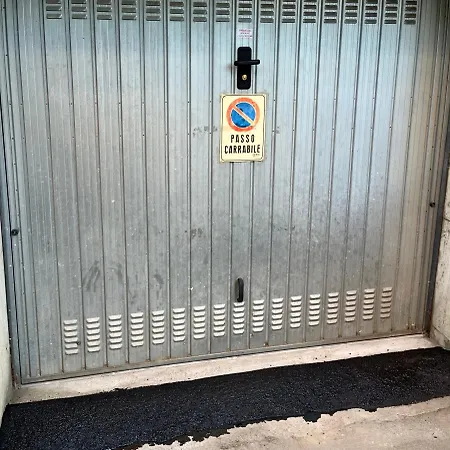 Casa Redona - Nuovo Elegante Loft Free Wifi 4 Pax Daire *