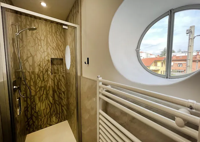 Casa Redona - Nuovo Elegante Loft Free Wifi 4 Pax Bergamo