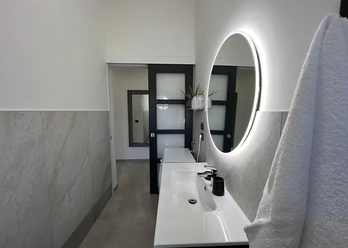 아파트 Casa Redona - Nuovo Elegante Loft Free Wifi 4 Pax *