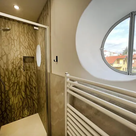 Casa Redona - Nuovo Elegante Loft Free Wifi 4 Pax Bergame